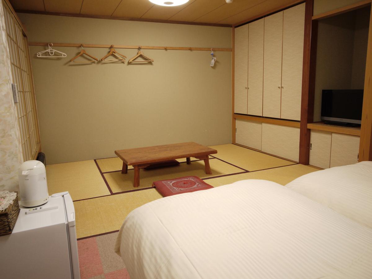 Hakuba Maerchen House Hotel Exterior foto