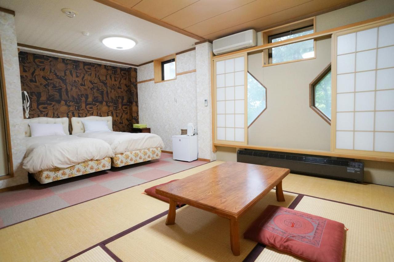 Hakuba Maerchen House Hotel Exterior foto
